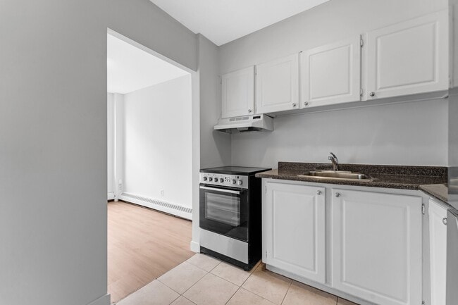 Photo - 145 York St Unit 302