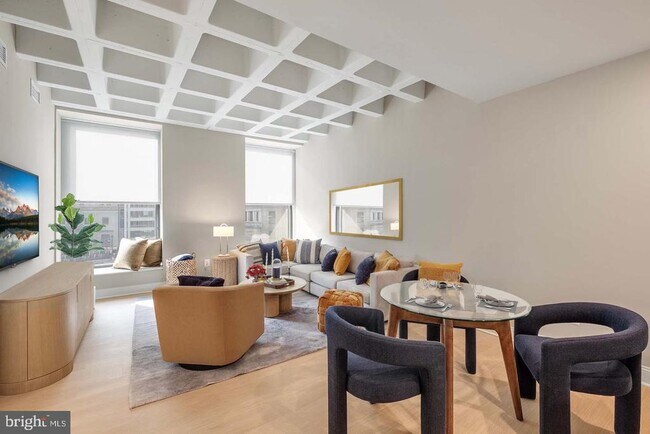 1601 Cherry St Unit 821