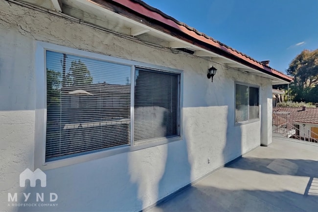 Building Photo - 481 Auburn Way