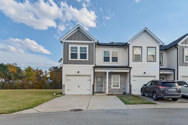 Building Photo - 2419 Sequoia Trail