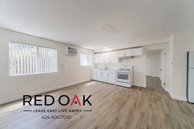 7032 Milwood Ave Unit 2
