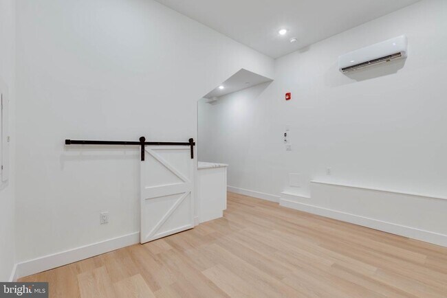 Photo - 3018 N Broad St Unit 1