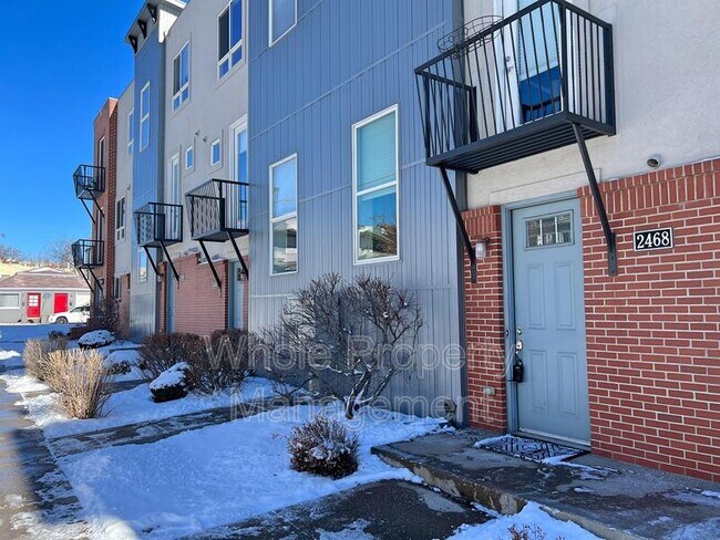 Photo - 2468 Decatur St