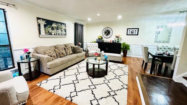 Photo - 3906 Cricket Cir