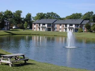 Shady Knoll - Shady Knoll Apartments
