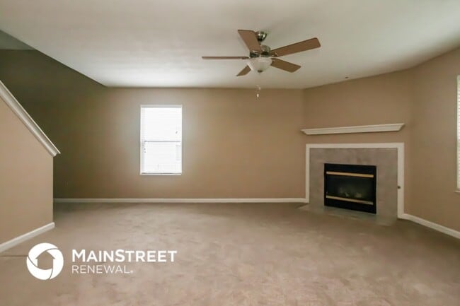 Photo - 3338 Montgomery Dr