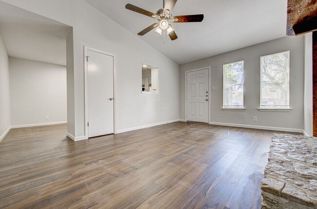 Photo - 1306 Bonnie Brae St Unit A