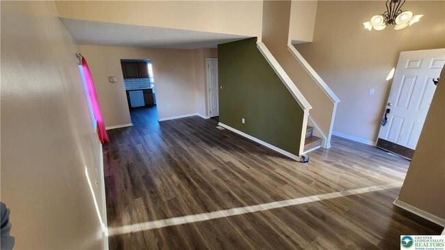 Photo - 2285 Juniper Dr