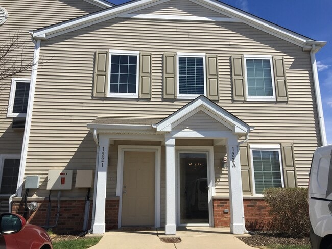 Building Photo - 122 Bertram Dr