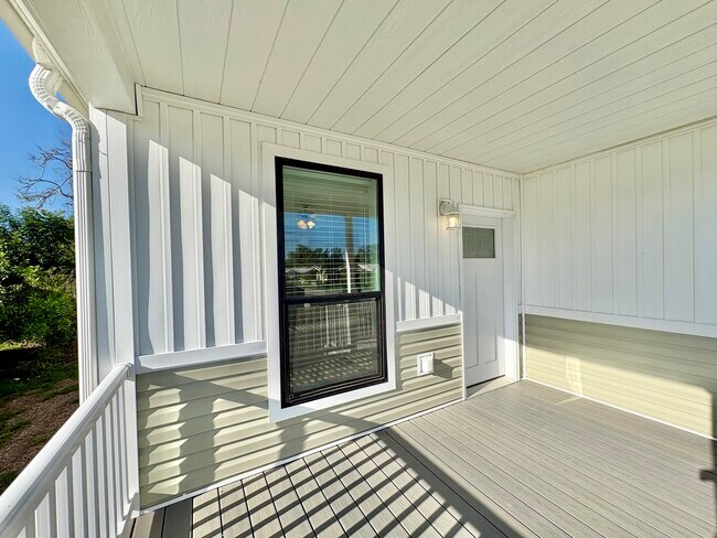 5972 Brigadoon Wy
