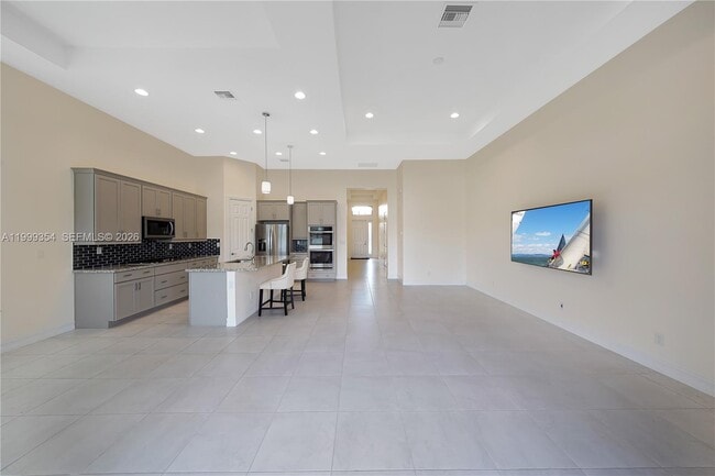 Photo - 11815 Leon Cir N