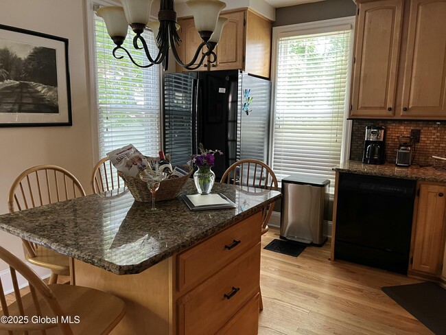 Photo - 57 George St