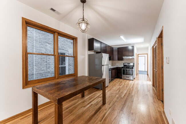 Photo - 1343 N Leavitt St
