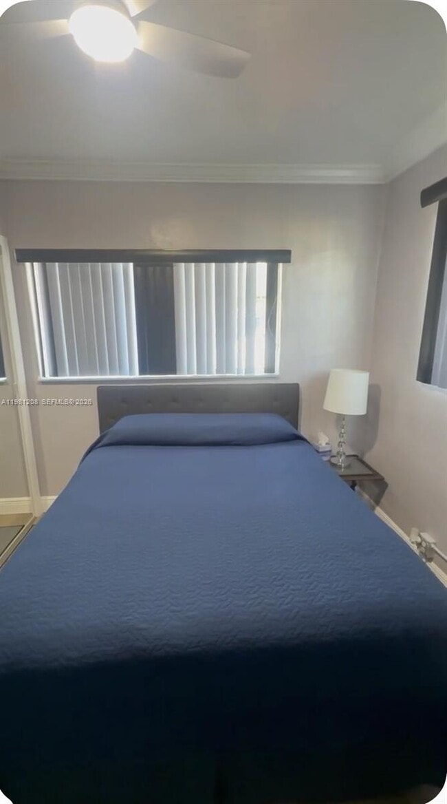 Building Photo - 3316 NW 36th Ave Unit NA