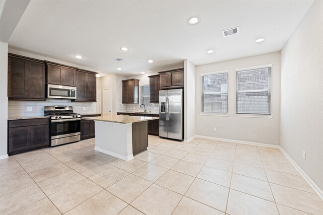Photo - 3009 Wedgewood Bay Ct