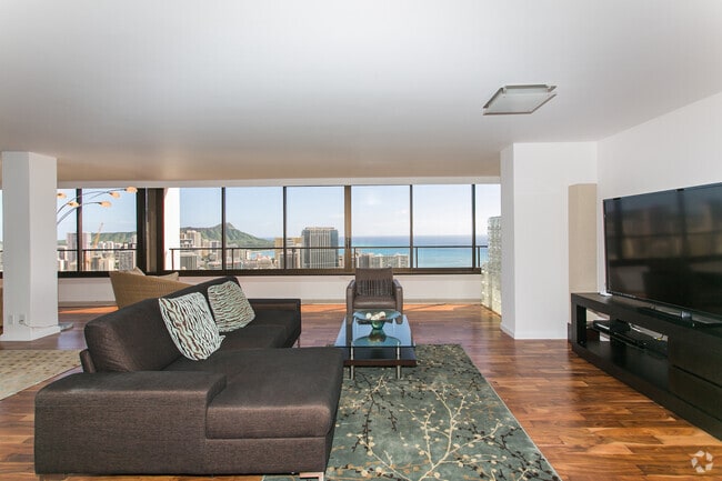 Building Photo - 1910 Ala Moana Blvd Unit 38B Rental