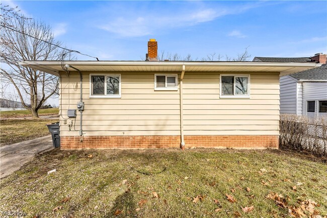 15910 Bryce Ave House - House Rental in Cleveland, OH | ForRent.com