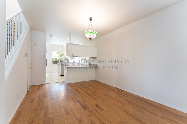 Photo - 9808 NE 130th Pl