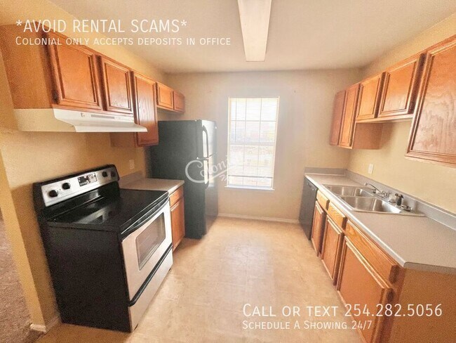 Photo - 1703 Benttree Dr