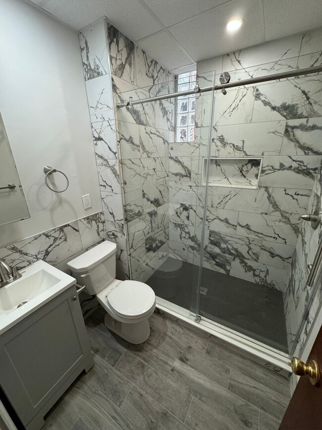 Photo - 208 S 41st St