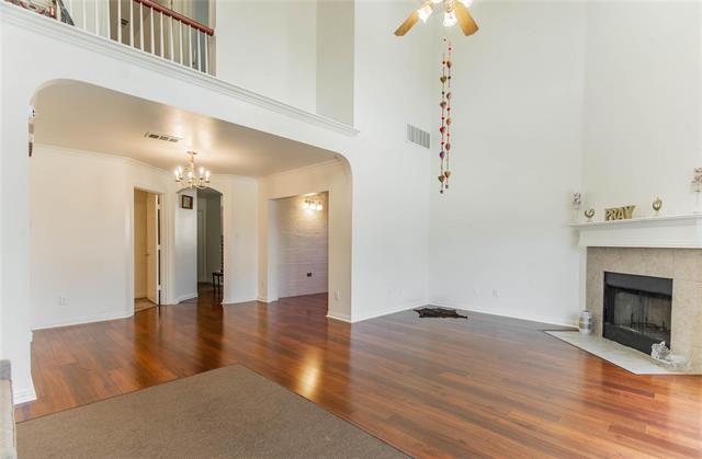 Photo - 1953 Timber Oaks Dr