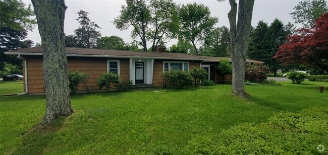 Building Photo - 60 Mountain View Rd Rental