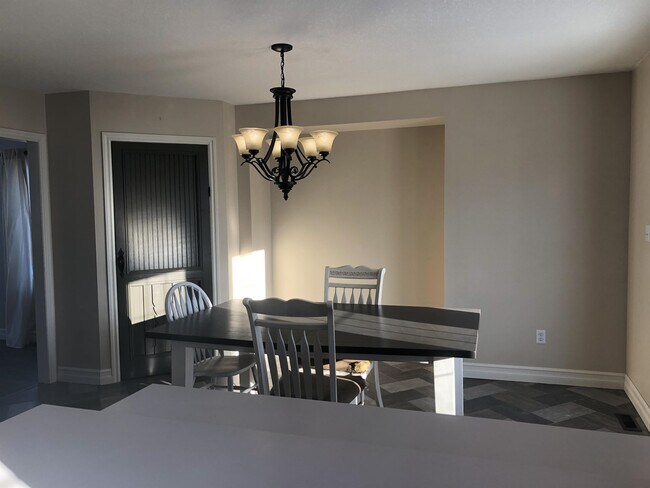 10307-10113 113 Ave