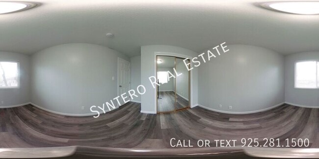 Photo - 1595 3rd Ave Unidad C