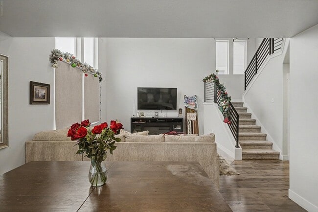 Photo - 1531 W Stone Gate Dr