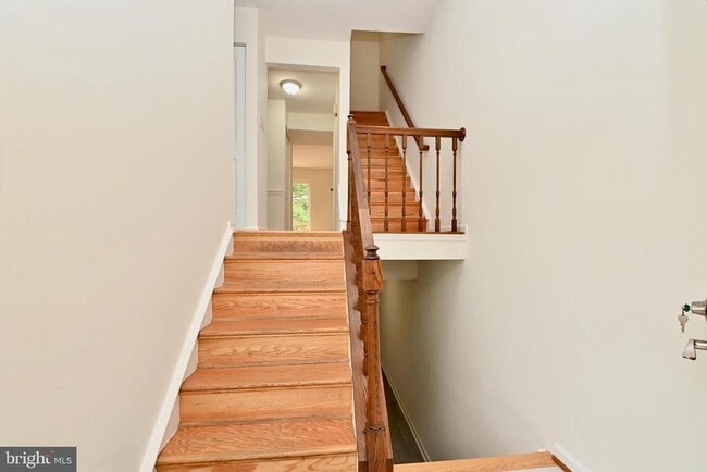 Photo - 5225 Leeward Ln