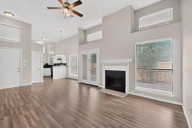 Photo - 2521 Winter Oak St