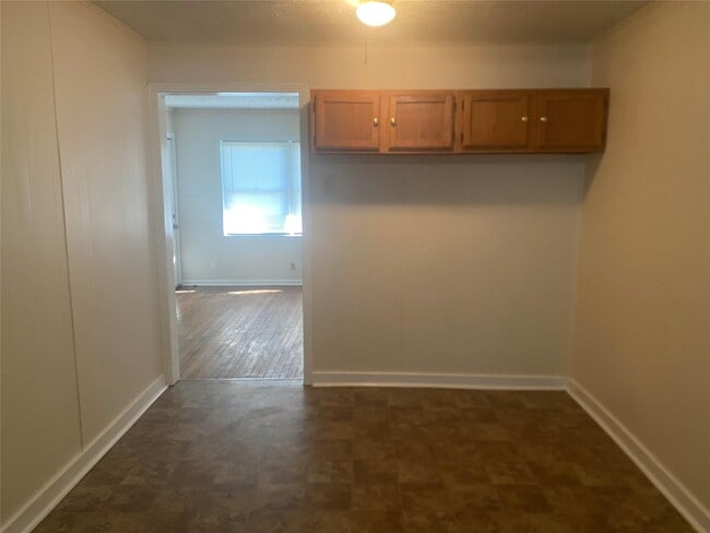 Photo - 1021 Nottingham Dr