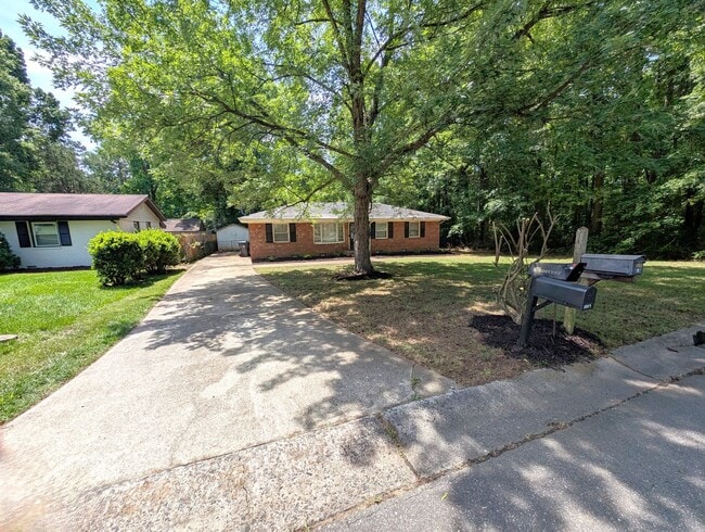 Photo - Charming Ranch Style home located in Forest Pawtuckett Community in NC!