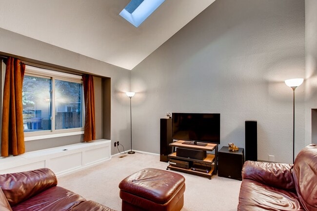 Photo - 3 bed, 2 bath Multi-Level Home on Cul-De-Sac