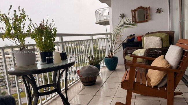 Photo - 18031 Biscayne Blvd Condo Unit 904