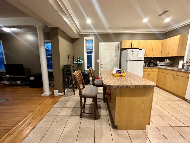 Photo - 15 Farrington Ave