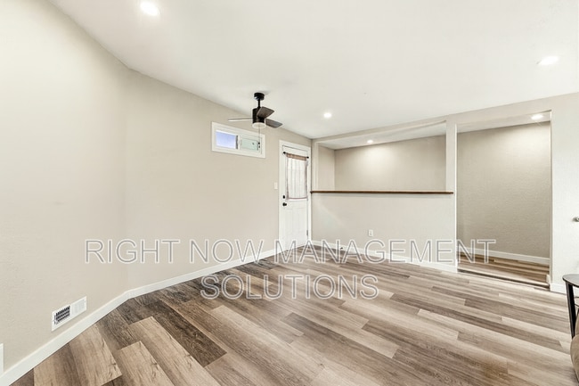 Photo - 413 Chestnut St