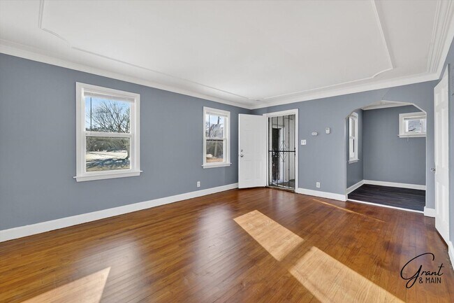 Photo - $1200 2 bedroom