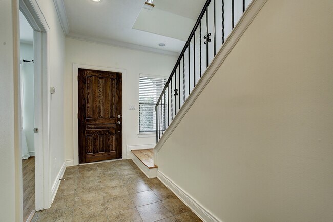 Photo - 1403 Rosedale St