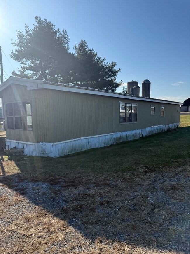 Photo - 662 Shippensburg Rd