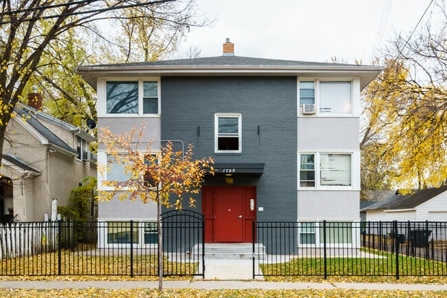 Building Photo - 1709 N 26th Ave Unit 5