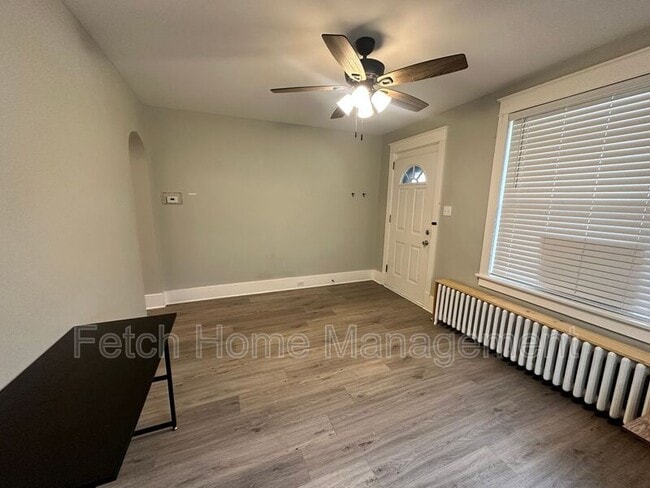 Photo - 834 W Main St Unit 834