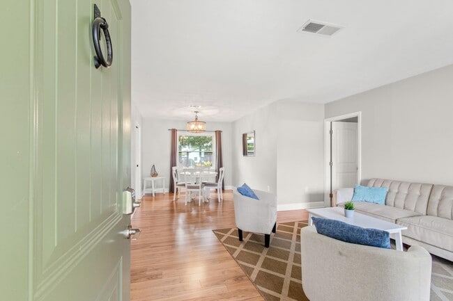 14 Park Terrace Dr