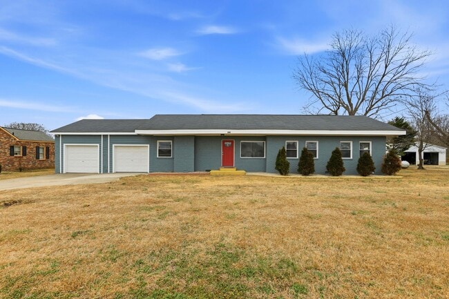 Building Photo - 121 Church of God Rd