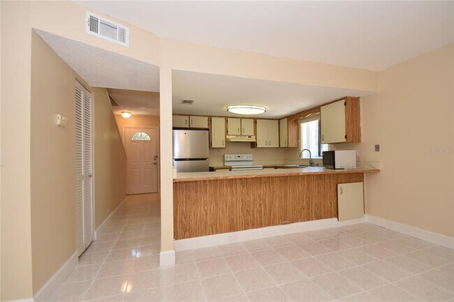 Photo - 15 Florida Park Dr N