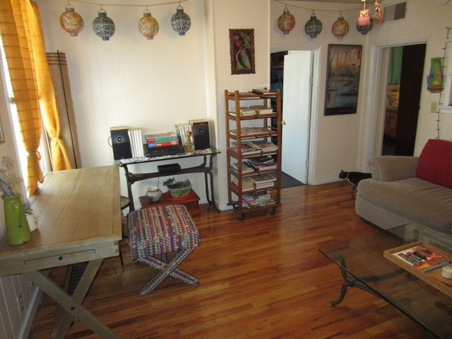 Photo - 1321 Vermont St