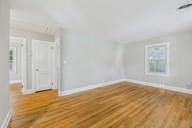 Photo - Adorable Home, Harwood Floors and Convenie...