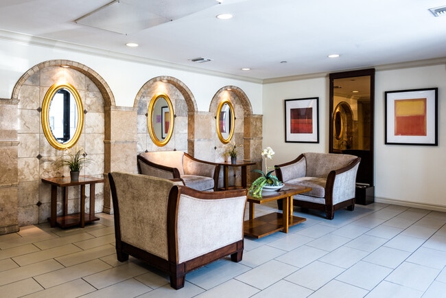 Photo - Lexington at Fedora