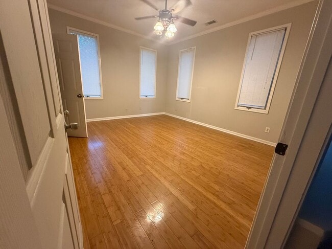 Photo - 311 Wesleyan Dr