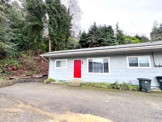 Building Photo - 63671 Harriet Rd Rental